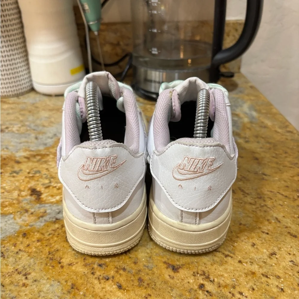 Nike Air Force 1 size‎ 5.5